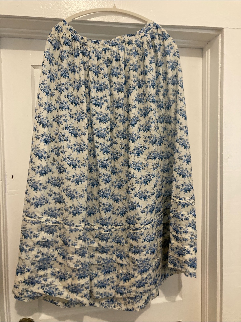 Doen Cream and Blue Floral Maxi Skirt